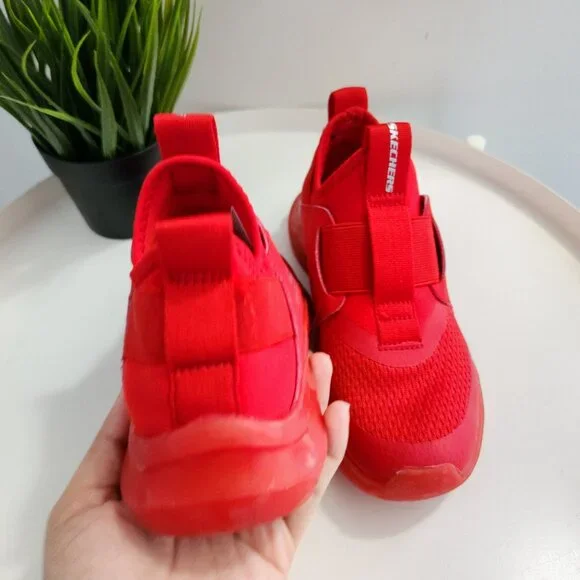 (Pre-loved) Skechers Slip-on Sneakers - Picture 7 of 11